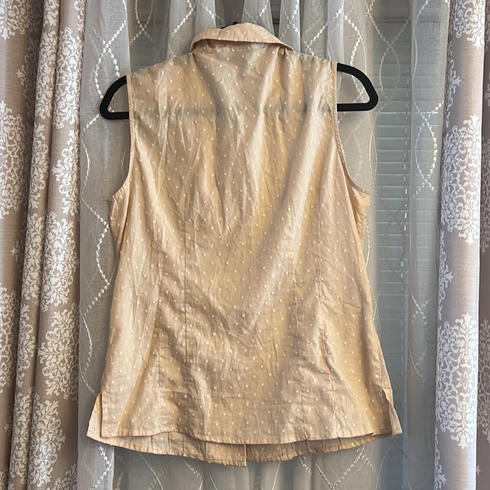 Harve Benard Sleeveless Button-Down Blouse | 100% Cotton | Size L - Picture 3 of 7